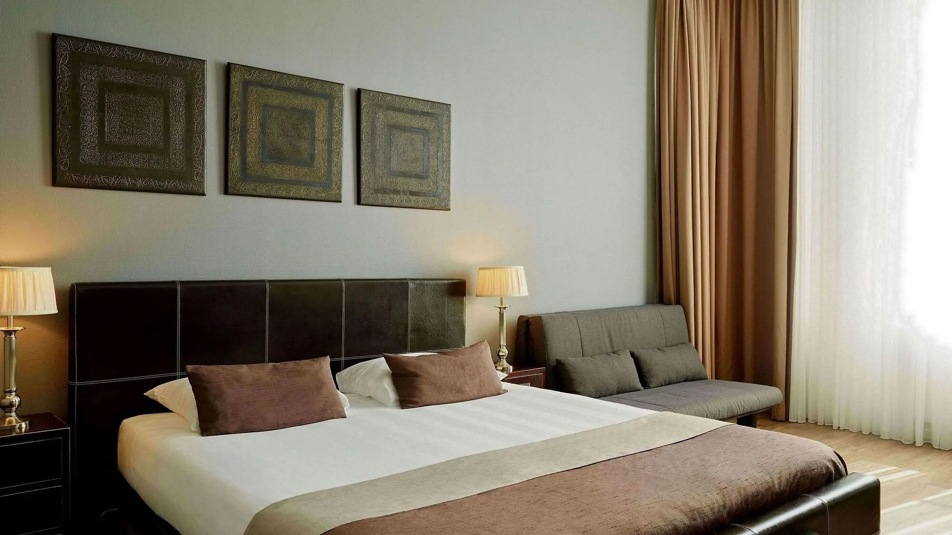Hotel Chariot Aalsmeer