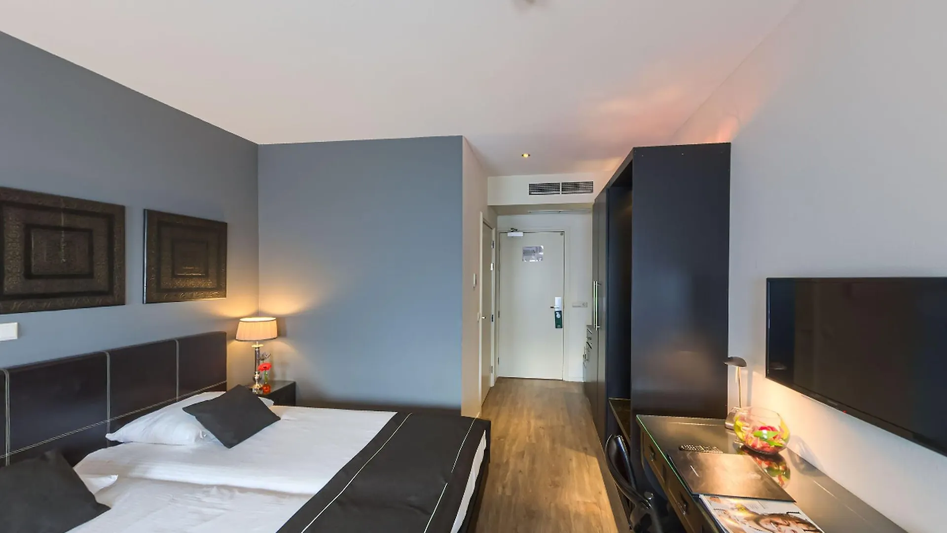 ****  Hotel Chariot Aalsmeer Netherlands